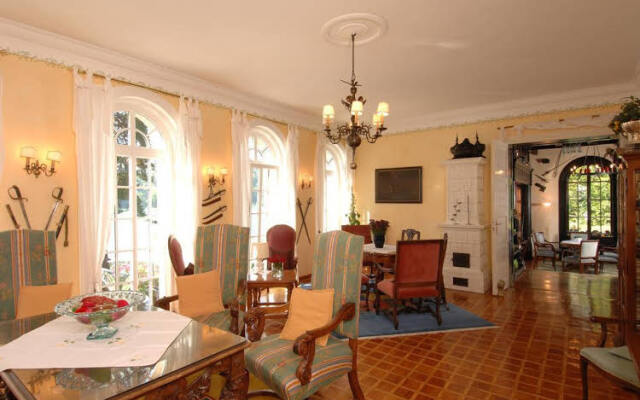 Villa Rainer