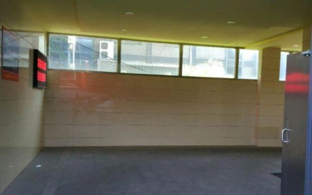 Shanghai Jiajing Business Hotel