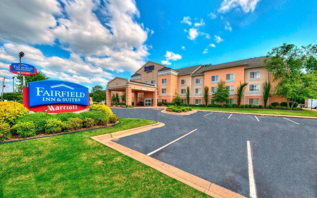 Fairfield Inn & Suites by Marriott Russellville