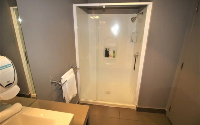 Industrial Style Apt - Tetar Anzac 603