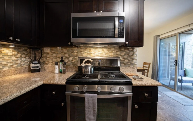 Scottsdale Miller 2 Bedroom Condo by RedAwning