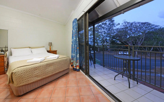 Whitsunday Waterfront Apartments