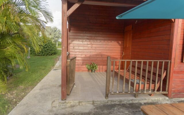 Bungalow With 2 Bedrooms in Port-louis, With Private Pool, Enclosed Garden and Wifi