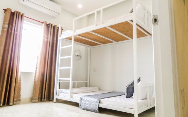 Ho Hotel
