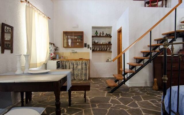 Maisonette Bleue - Paradise By The Beach