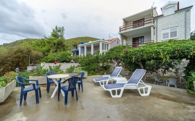Apartment Petar