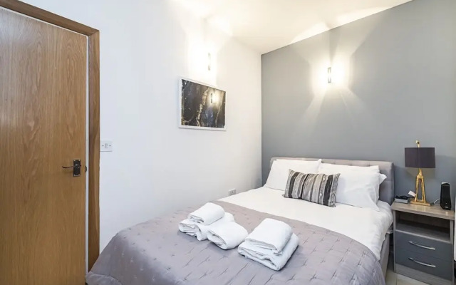 Laystall Apartment