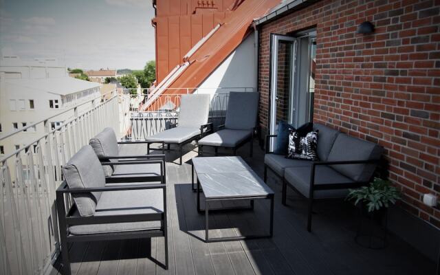 Sky Hotel Apartments City