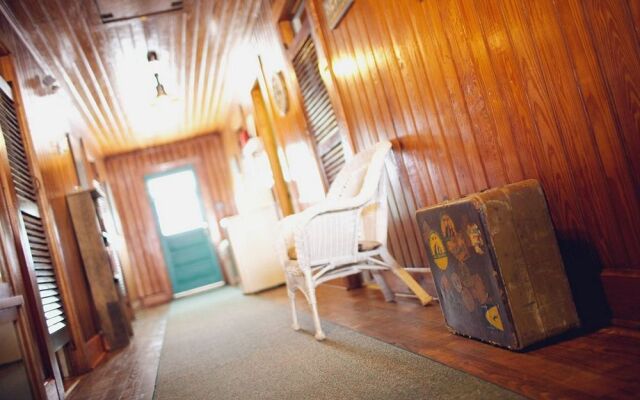 Beacon House Inn Bed & Breakfast