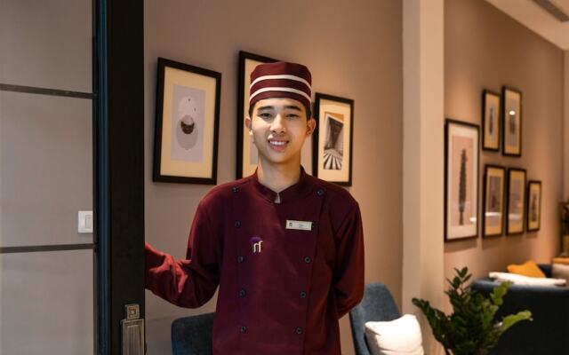 Hanoi Lakeside Premium Hotel