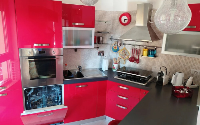 Nice Apartment Close Metro C - Mirti