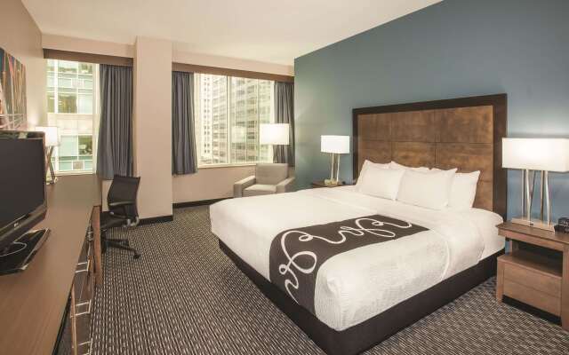 La Quinta Inn & Suites by Wyndham Chicago Downtown