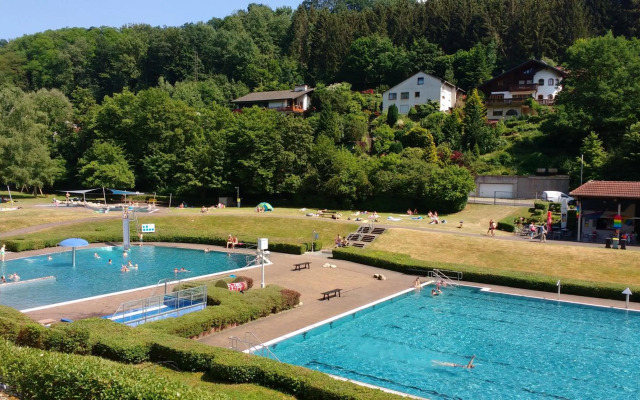 Ferienwohnung Rhododendron - Natur pur Kinderparadies
