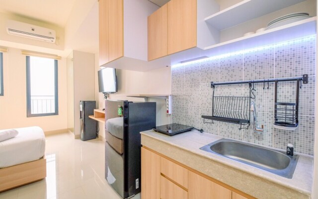 Simply Look Studio High Fl At Evenciio Margonda Apartment