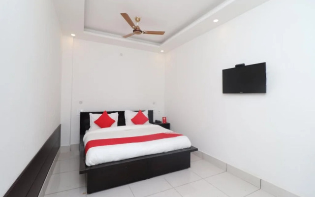 Hotel Invogue by OYO Rooms