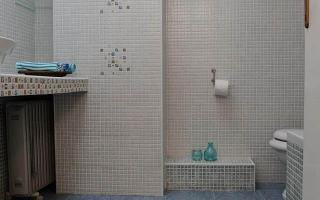 Mirjana - Nearby the sea - A-zoe