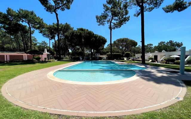 VILAMOURA GOLF STUDIO WITH POOL by HOMING