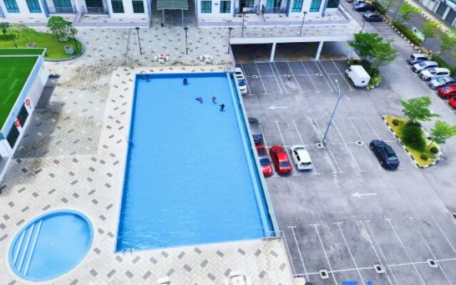 IPOH Casa Kayangan Meru Nouveau 6PAX Fully Air-Con