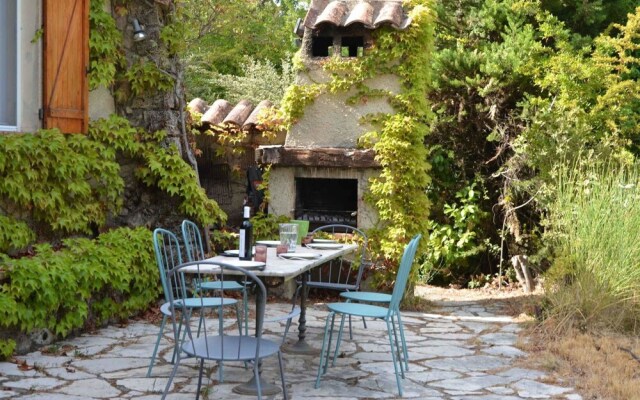 Pretty Holiday Home in Tourtour France Near Lake St. Croix