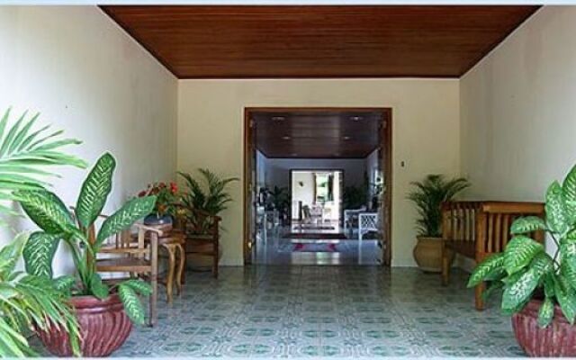 Allamanda Estate Villa