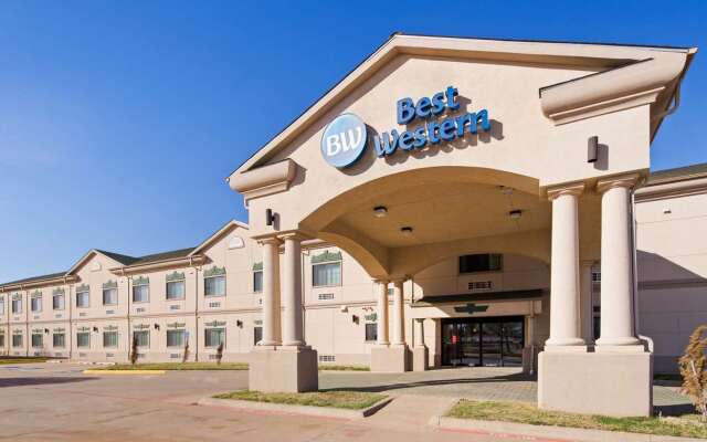 SureStay Plus Hotel by Best Western Quanah