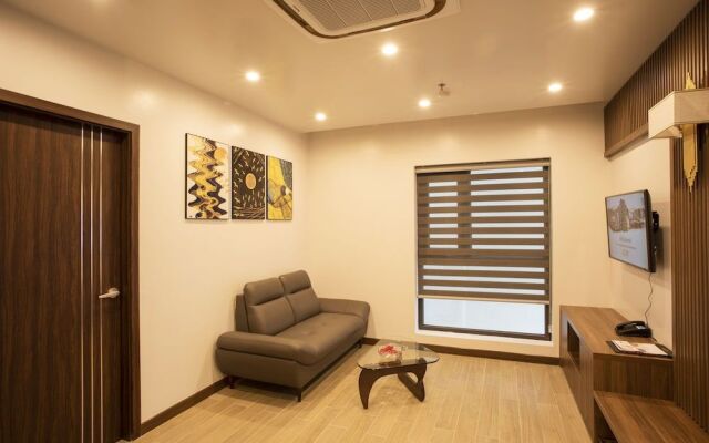 Zen Riverside Hotel & Residences