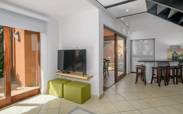San Lameer Villa Rentals  3207