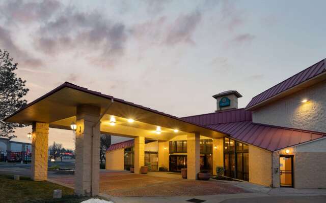 La Quinta Inn & Suites by Wyndham Salt Lake City - Layton