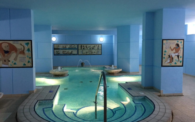 Topaz Hotel