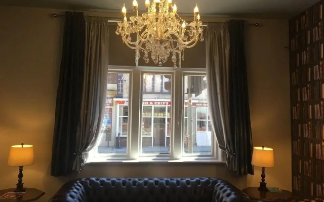 The Royal Hotel Crewe, A BRILLIANT Collection