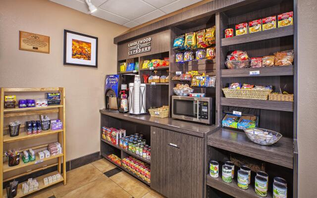 Candlewood Suites Indianapolis by IHG