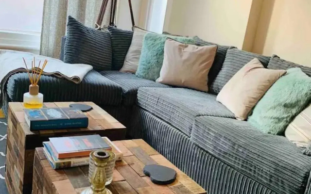 Luxury Fulham Flat with 5* Touches Nr River Thames