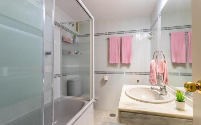 Lunamar 63 Apartment by GHR Rentals