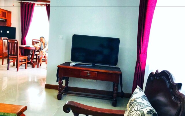 Hok Tevy Residence