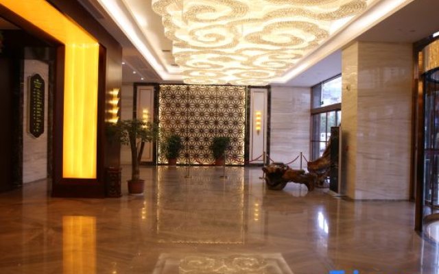 New World Lichuan Hotel