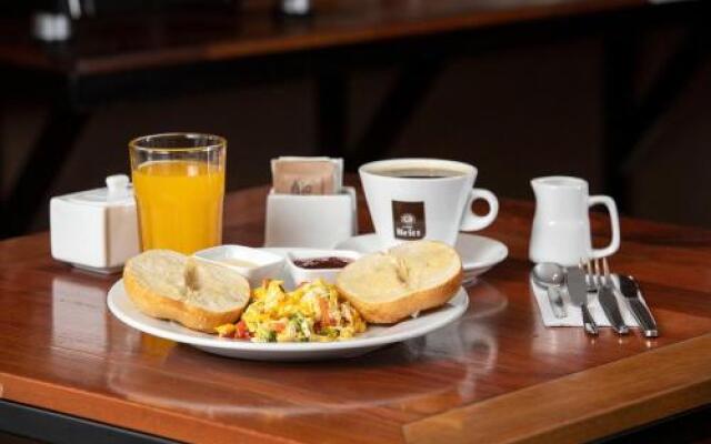 Central Bed & Breakfast