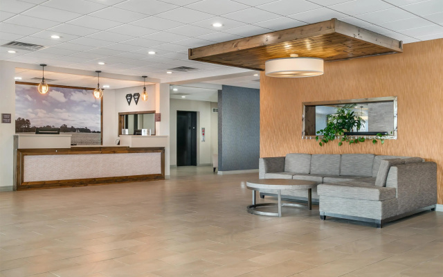 Best Western Plus Wayland Hotel