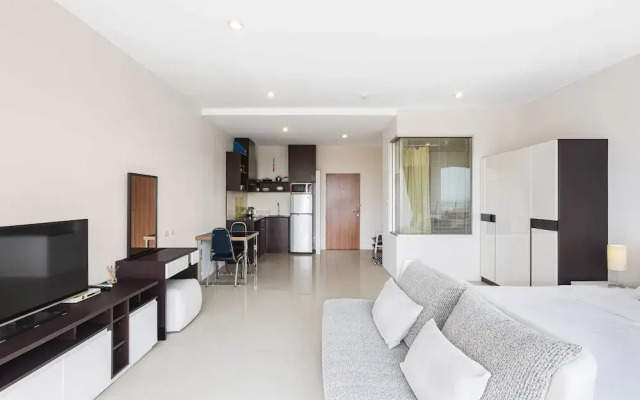 Studio in Chic Condo in Karon A510