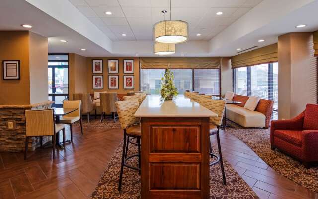 Best Western Colonial Inn