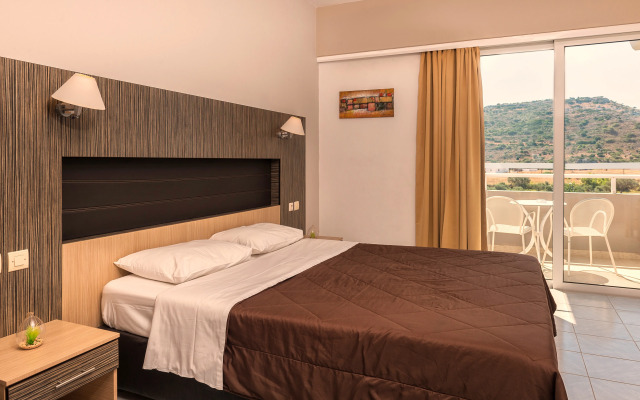 Zoes Hotel