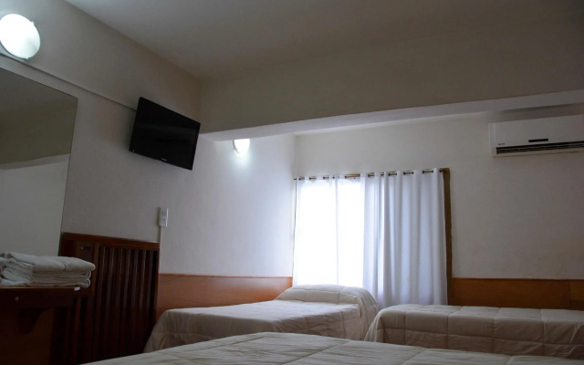 Hotel Menossi