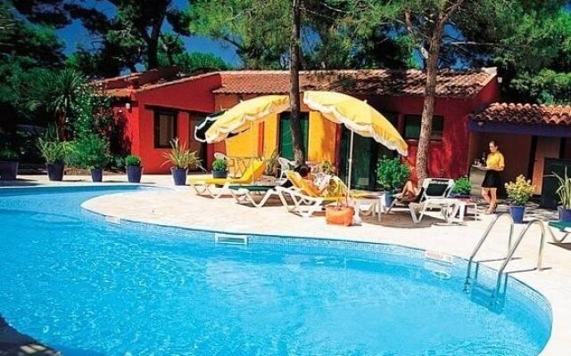 Host & Vinum - Le Clos des Pins