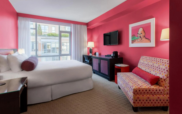 OPUS Hotel Vancouver