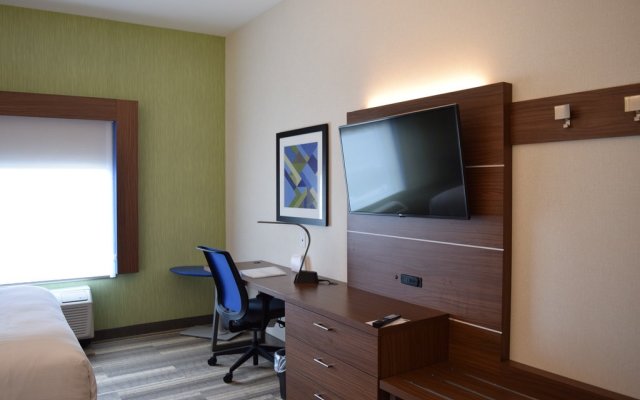 Holiday Inn Express & Suites Ithaca, an IHG Hotel
