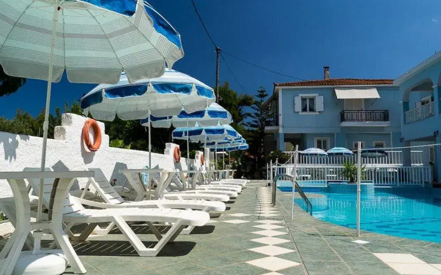 Anna Studios & Apartments