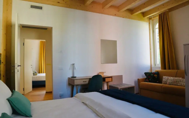 Nine Rooms Shared