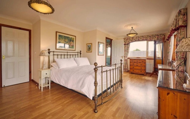 Host Stay Cheviot View