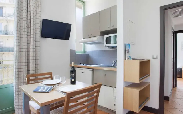 Stately Studio in the Center of Nice