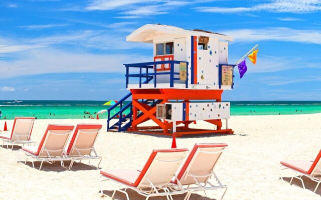Sofi Beach Apartment