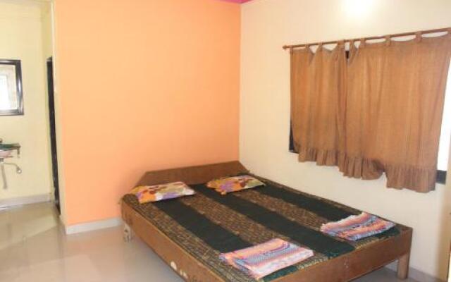 Sujit Guest House